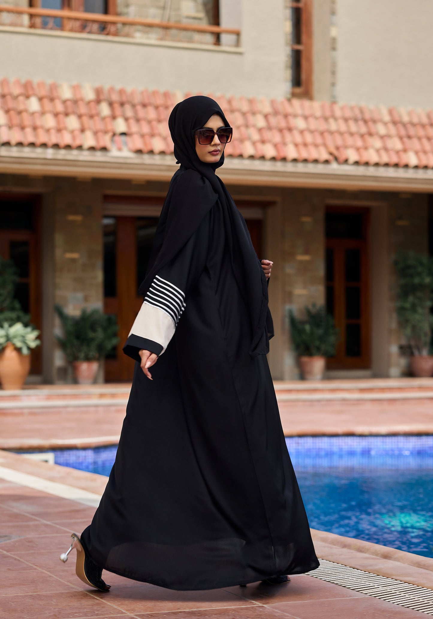Black Stripes Abaya | Velora