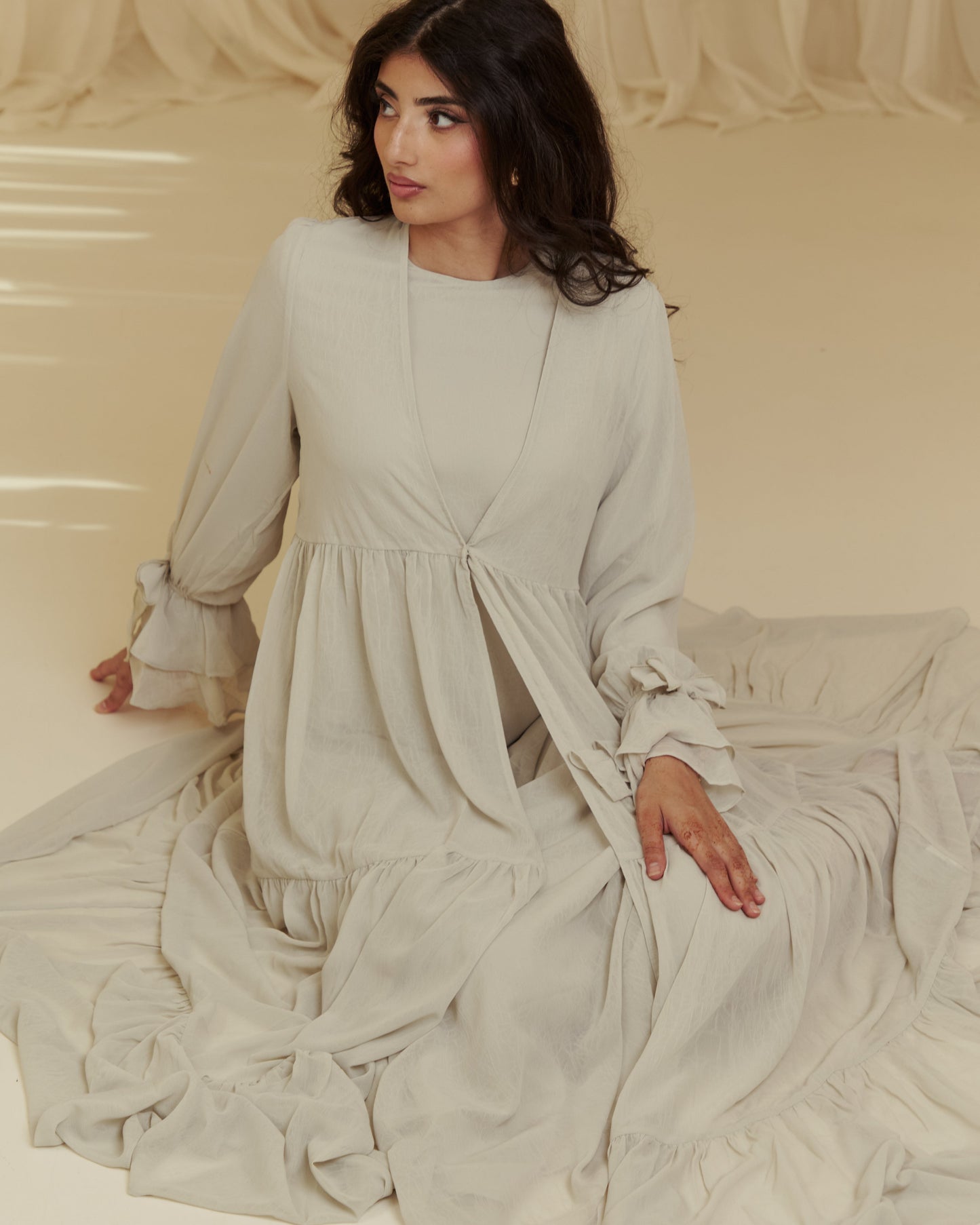 The Muse Abaya - Ivory Sage