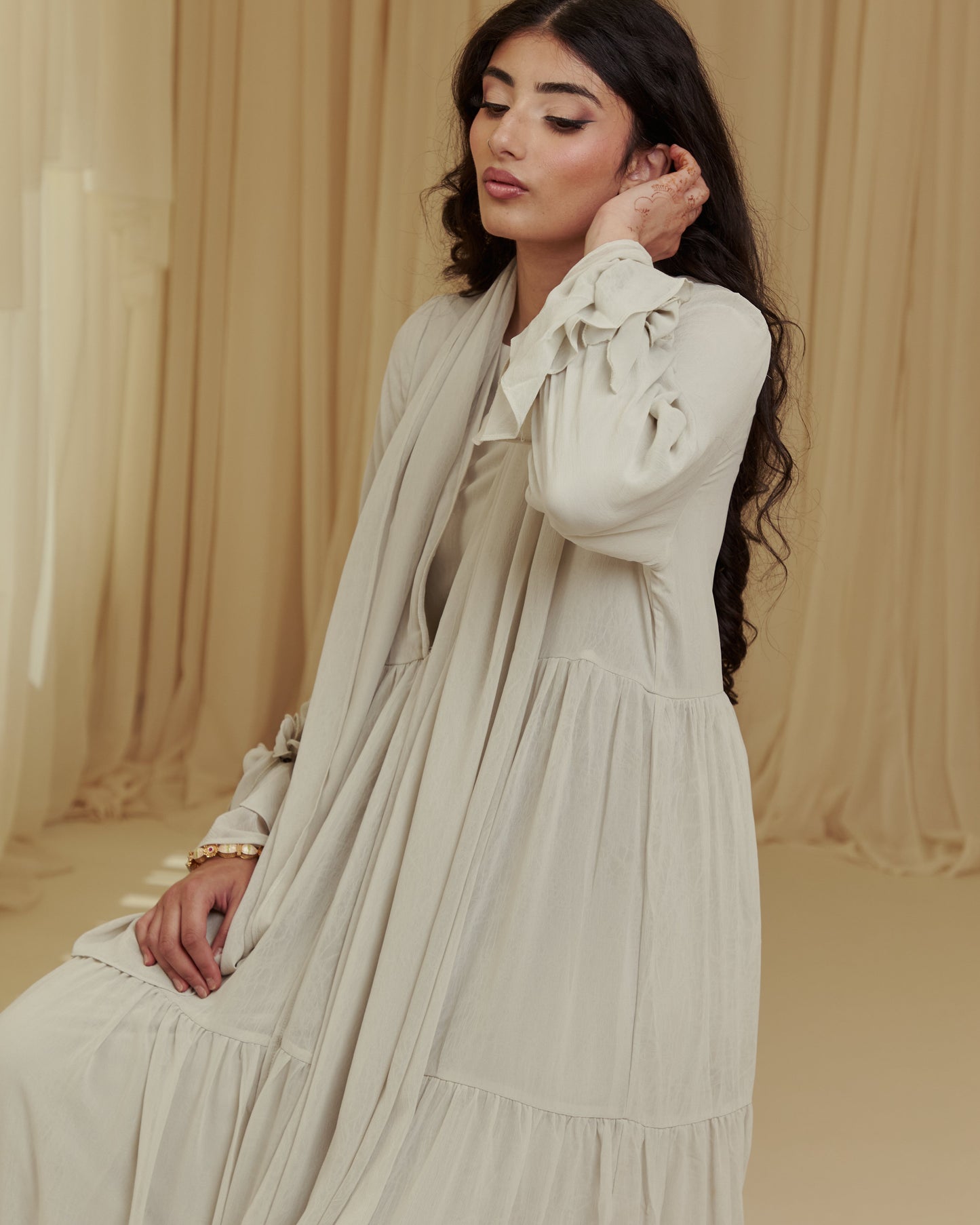 The Muse Abaya - Ivory Sage
