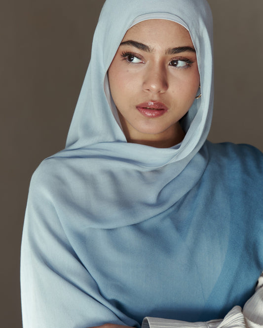 Ombré Modal Hijab - Blue Thistle